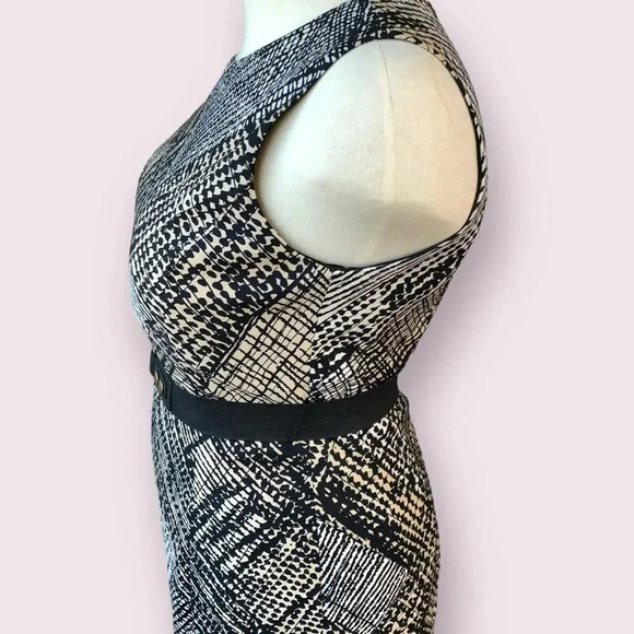 Jones Wear Vintage Casual Sleeveless Shift Dress Stretch Belt 14 Geometric Brown - Picture 8 of 16